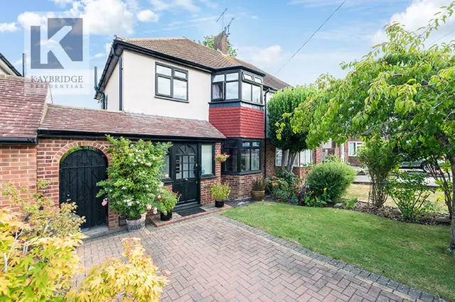 Cunliffe Road, Epsom, KT19, photo 1