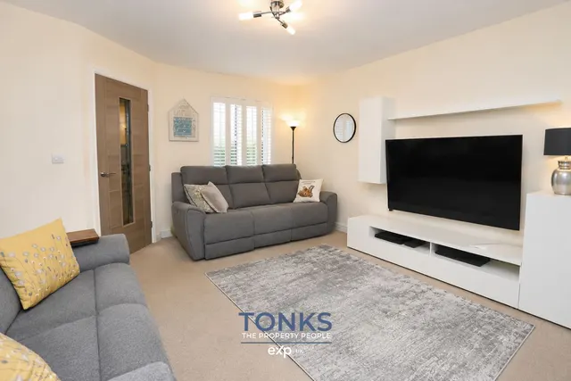 Photo 3 — Bhullar Way, Oldbury, B69 2GL