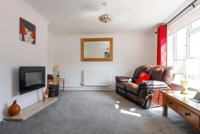 Meadow Way, Littlehampton, photo 2