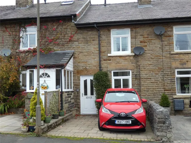 Macclesfield Old Road, Buxton, Derbyshire, SK17, photo 1