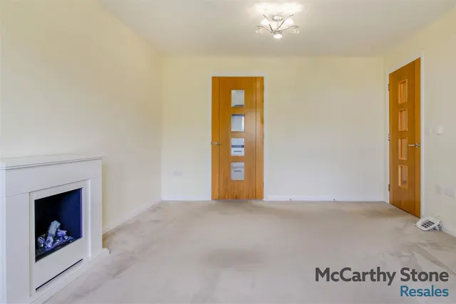 Bangor Road, Benllech, LL74, photo 3