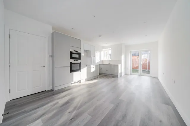South Park Crescent, Catford, London, SE6, photo 1