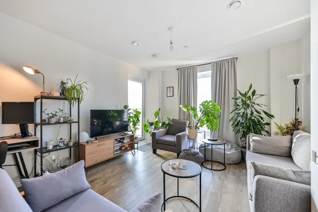 Photo 3 — Flat 5, Seathwaite House, New Malden