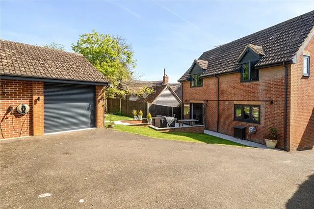Collingbourne Kingston, Marlborough, Wiltshire, SN8 3SD, photo 1