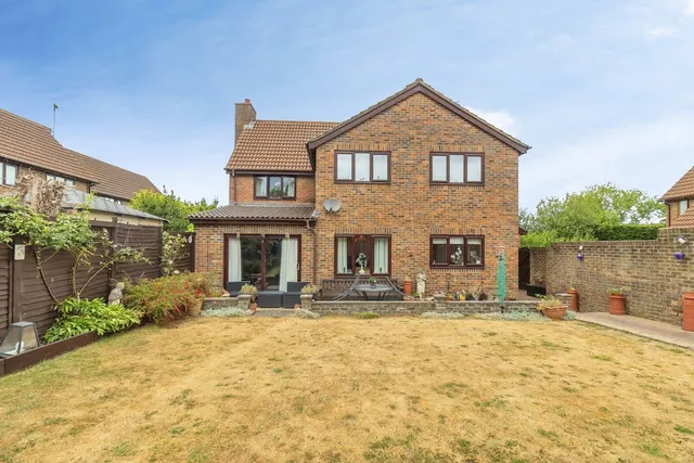 Wood Lane, Great Linford, MK14, photo 2