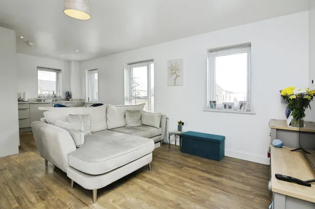 Henry Shuttlewood Drive, Chelmsford Garden, CM1, photo 2