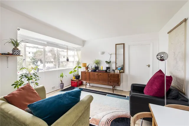Pullman Court, Streatham Hill, SW2, photo 1