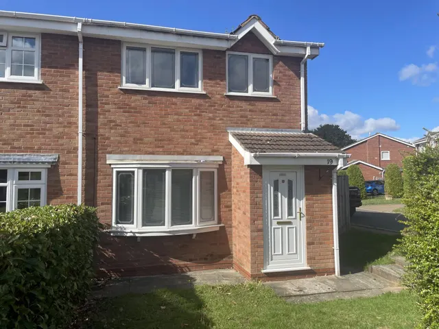 Lowforce, Wilnecote, B77, photo 1