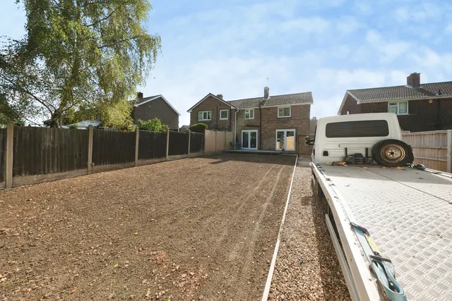 Photo 3 — Braemar Road, Forest Town, Mansfield, Nottinghamshire, NG19