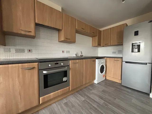 Spectre Court, Hatfield, AL10, photo 3