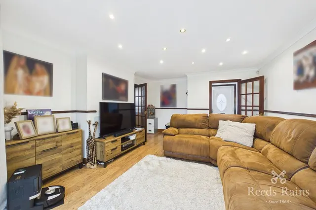 Photo 2 — Mouldsworth Avenue, Manchester, Greater Manchester, M20