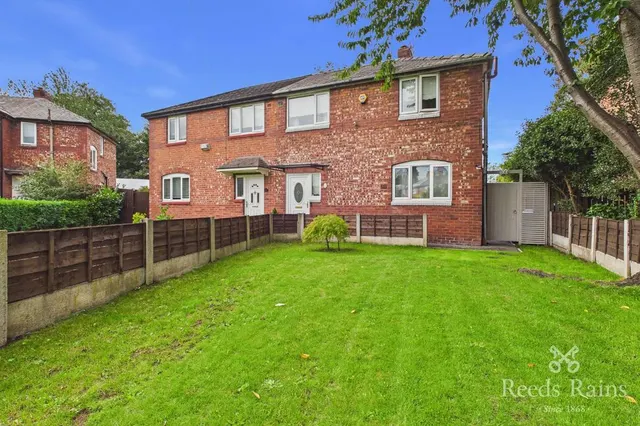 3 bedroom house — Mouldsworth Avenue, Manchester, Greater Manchester, M20