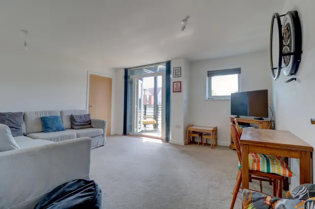 Finn Farm Road, Ashford, TN25, photo 2