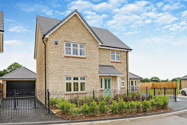 Lackham Place, Rowden Park Garden Village, SN15, photo 1