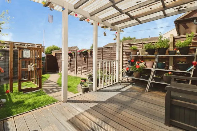Woodmancote, Yate, BS37, photo 1