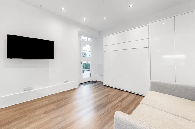 Princes Gate, SW7, photo 3
