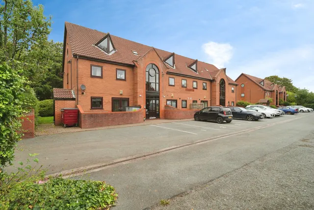 Hooten Lane, Leigh, WN7, photo 1