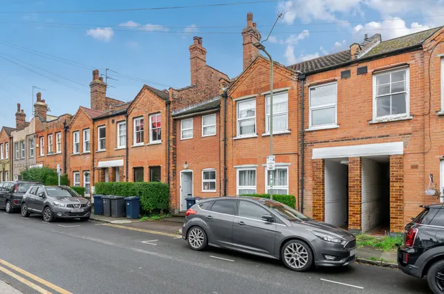 West End Lane, Barnet, EN5 2SB, photo 1