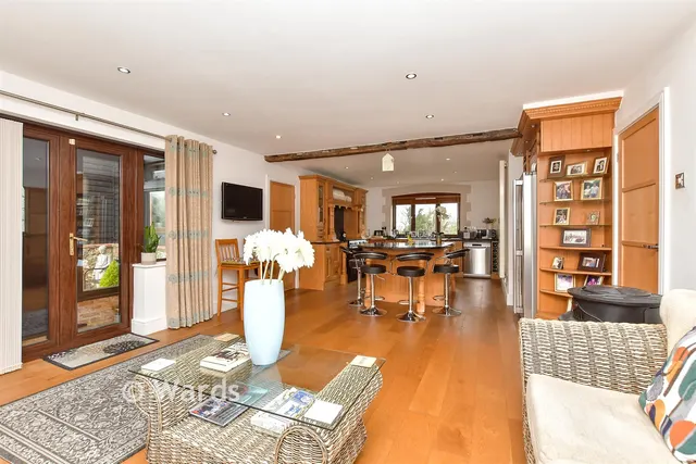 Wrotham Road, Meopham, DA13, photo 3