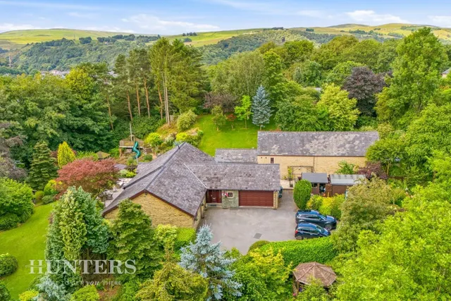 Clouds Hill, Cross Stone Road, Todmorden, OL14 8RB, photo 1
