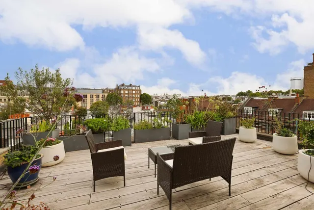 Kensington Court, London, W8, photo 2