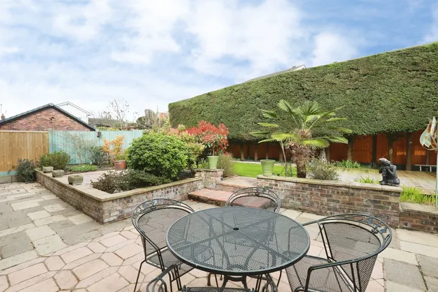 Photo 3 — Acorn Close, Winsford, Cheshire, CW7