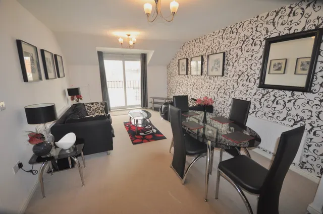 Finings Court, Burton-on-Trent, DE14, photo 3