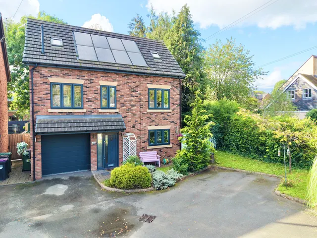 London Road, Woore, CW3, photo 1