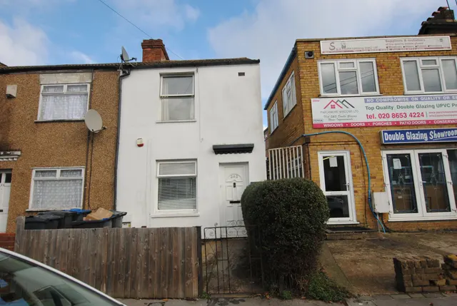 Parchmore Road, Thornton Heath, Surrey, CR7 8HB, photo 1