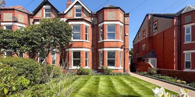 Queens Road, Hoylake, CH47, photo 1