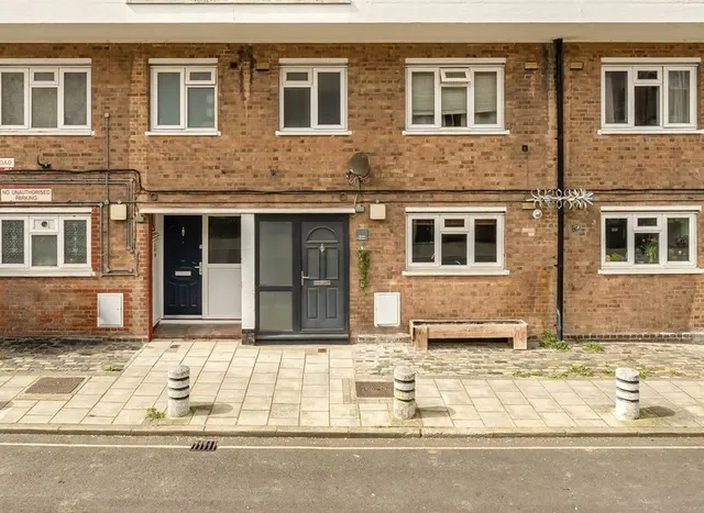 Solon New Road Estate, Clapham, SW4, photo 1
