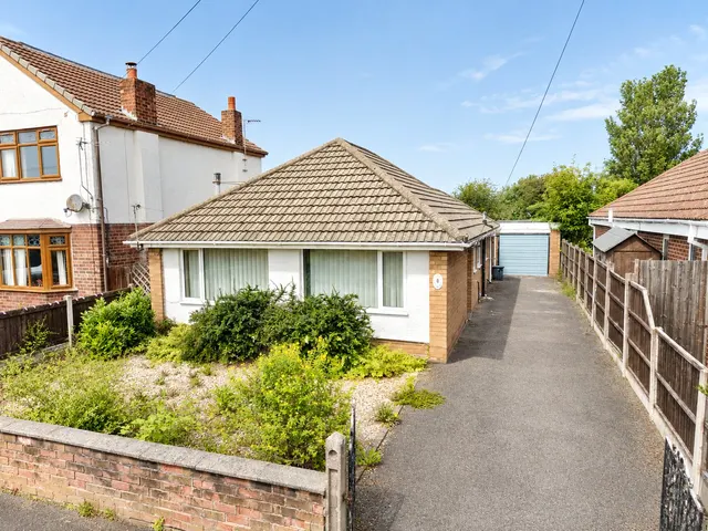 Bradman Road, Moreton, CH46, photo 1