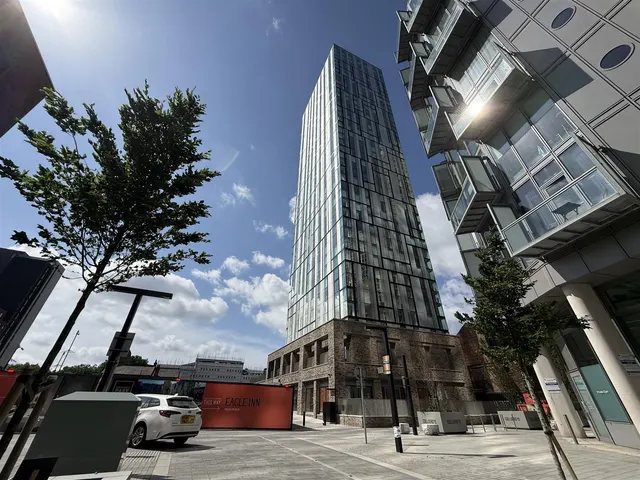 Boulevard, Salford, M3, photo 1