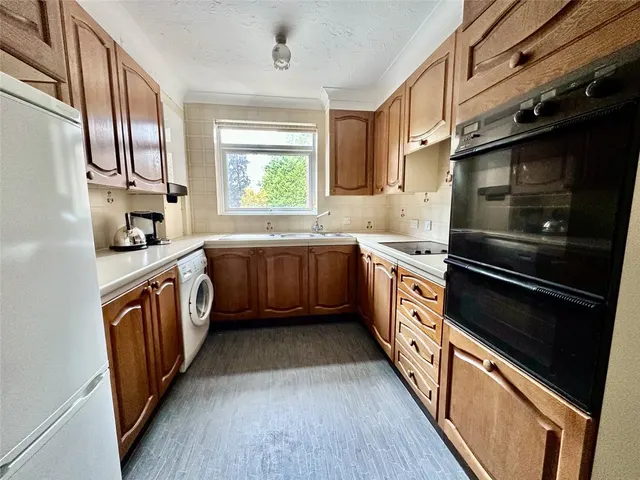 Photo 3 — Lindsay Road, Poole, BH13