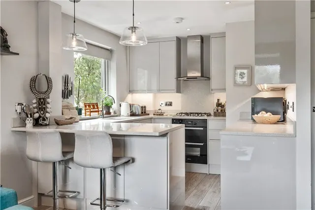 Thorndike Close, West Chelsea, SW10, photo 3