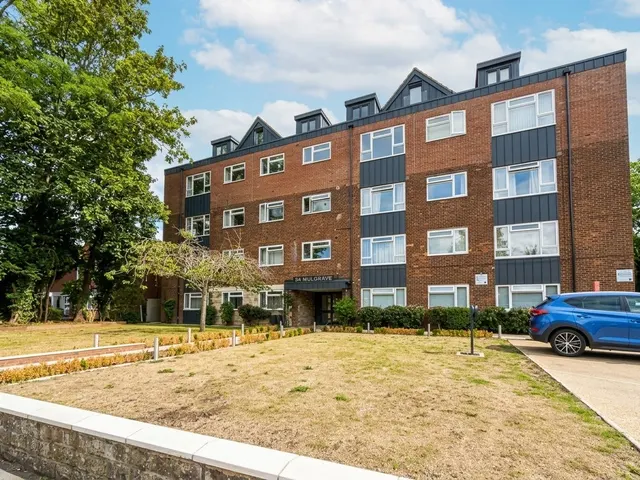Mulgrave Road, Belmont, SM2, photo 1