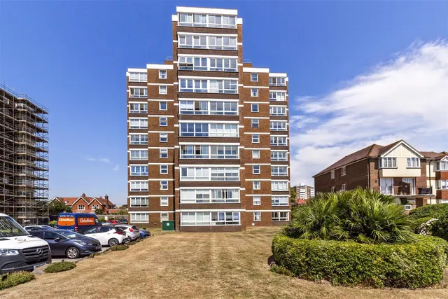 West Parade, Worthing, photo 1