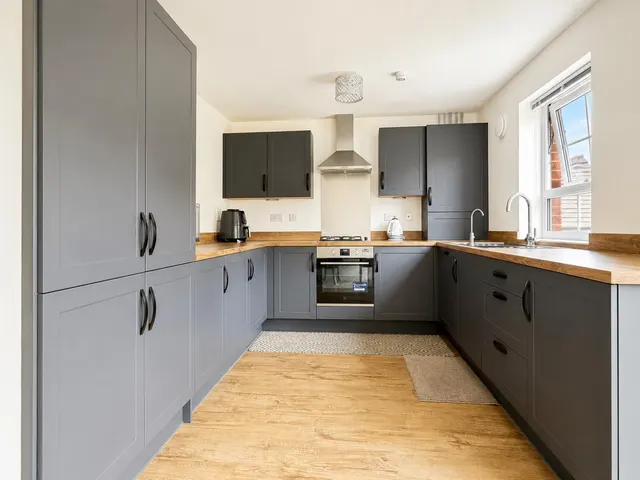 Photo 2 — Dennis Way, Lower Willingdon, BN22 0EF