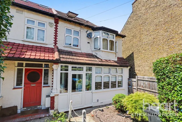 Hythe Road, Thornton Heath, CR7, photo 1