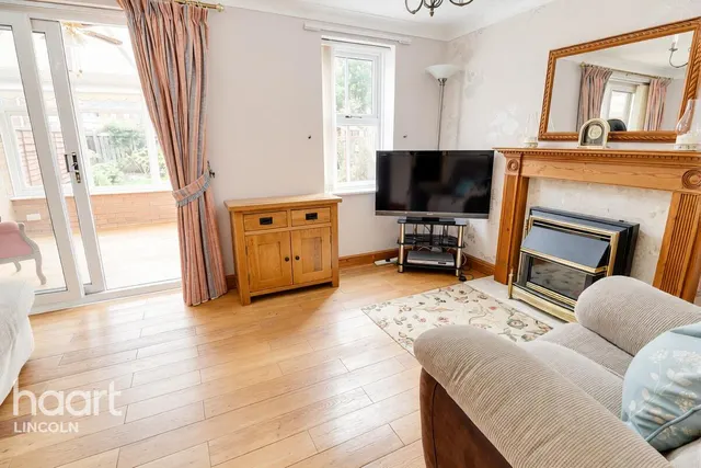 Anson Close, Skellingthorpe, LN6, photo 3