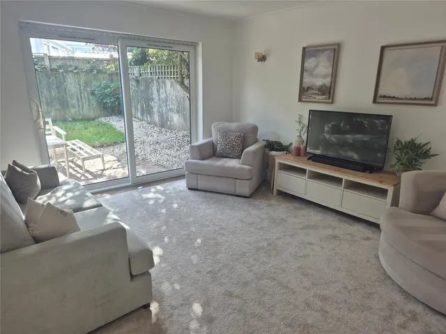 Bretton Road, Ravenshead, NG15, photo 2