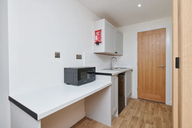 Lord Haddon Road, DE7, photo 3