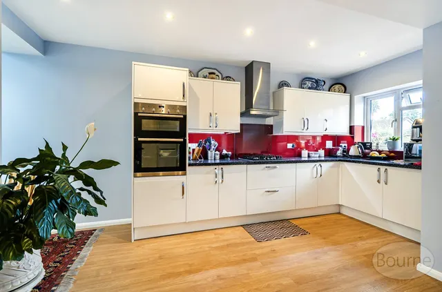 Ewins Close, Ash, GU12, photo 3