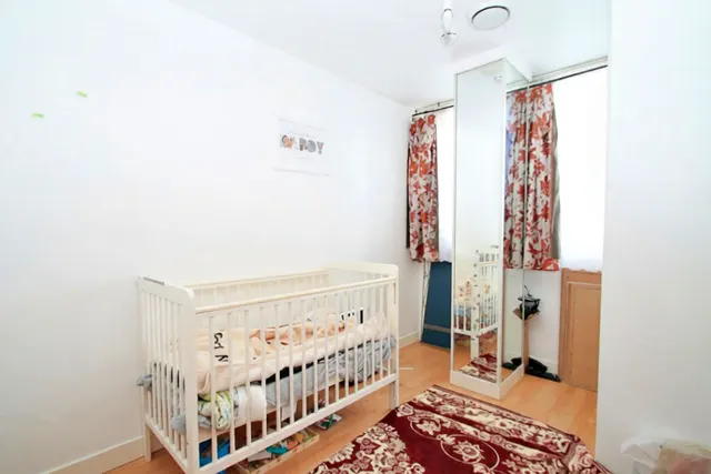 Lyon Road, Harrow, HA1, photo 2