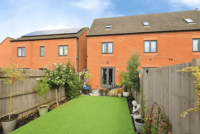 Photo 2 — Ward Street, Ettingshall, Wolverhampton