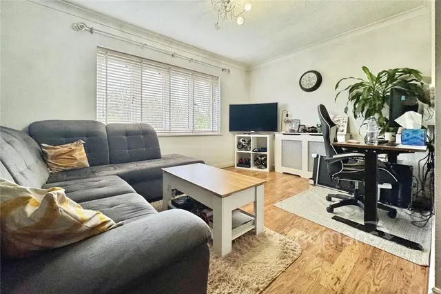 High Street, Sandhurst, GU47, photo 2