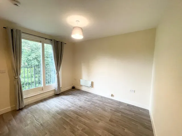 Brantingham Road, Whalley Range, M16, photo 3