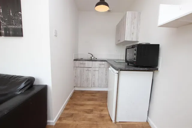 Bridge Street, Darwen, BB3, photo 2