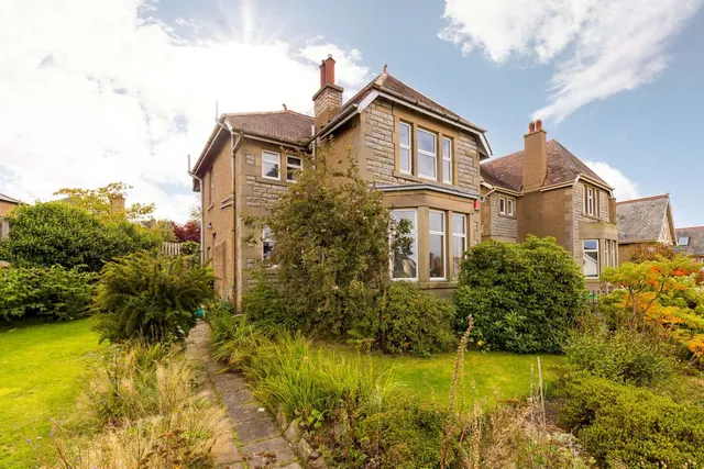 Greenbank Road, Greenbank, EH10, photo 1