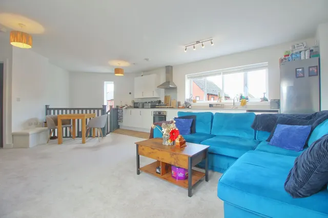Friesian Way, Uttoxeter, ST14, photo 1